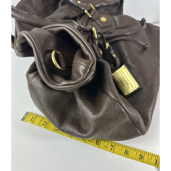 Marc by Marc Jacobs Classic Q Pebbled Leather Drawstring Satchel Bucket Bag - Picture 13 of 16
